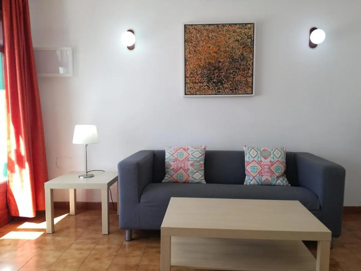 Apartamentos Las Palmeras I Puerto del Carmen  0*, Puerto del Carmen (Lanzarote)